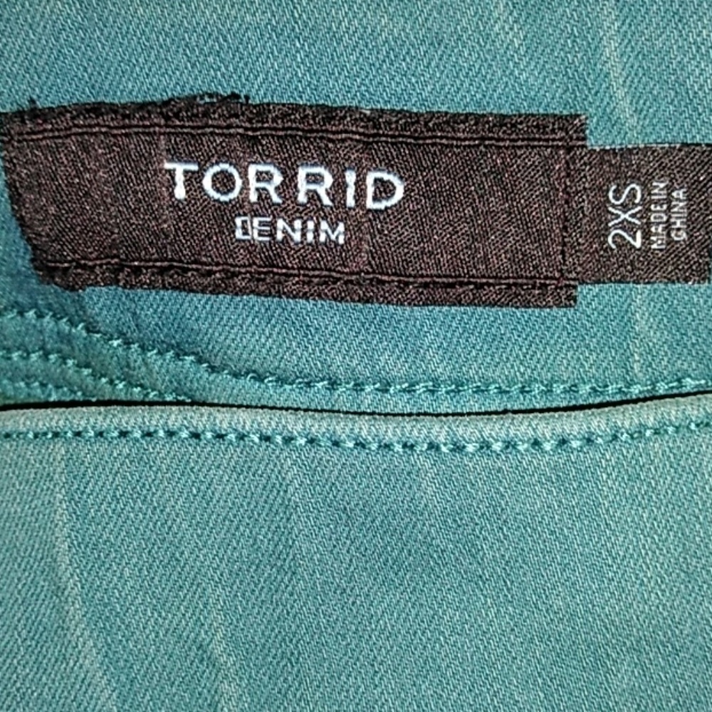 EUC Torrid Denim Lean Jeans in teal 2xs 18p 18 xs